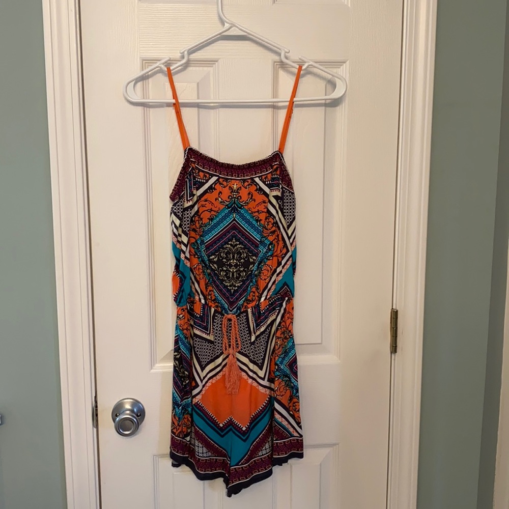 Women’s Romper, size Medium